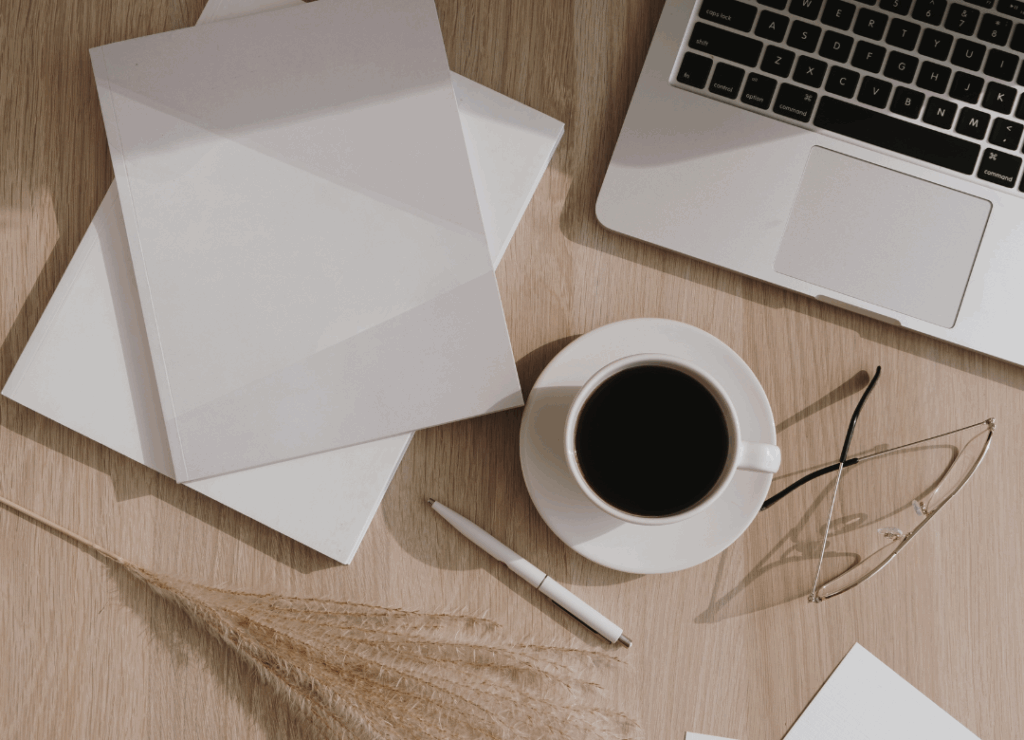 Espacio de trabajo utilizado en sesiones de consultoría rápida para investigación privada en Donostia
